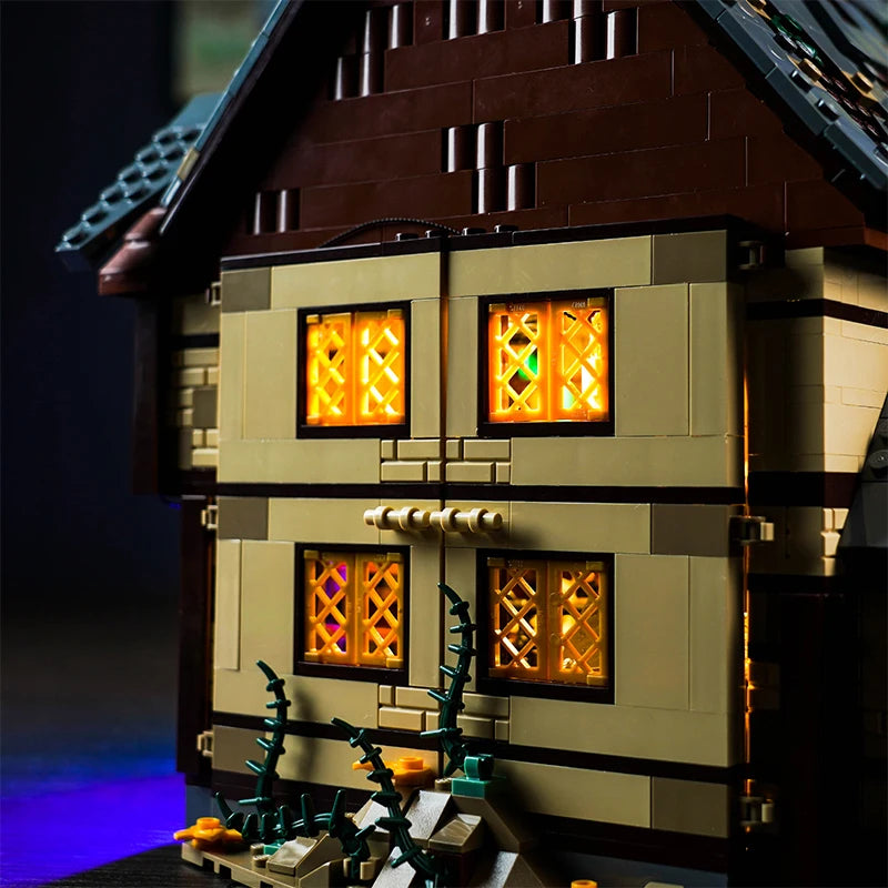 Vonado 21341 LED Light Kit for Fantasy House Building Blocks (Model Not Included)