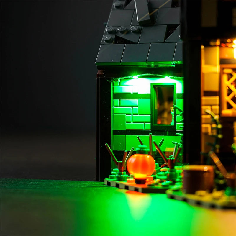 Vonado 21341 LED Light Kit for Fantasy House Building Blocks (Model Not Included)