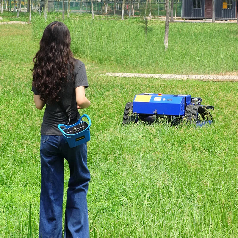 Crawler RC Lawn Mower – Personalized 550mm Cutting Width -Industrial-Grade Remote Grass Cutter, CE & EPA Certified